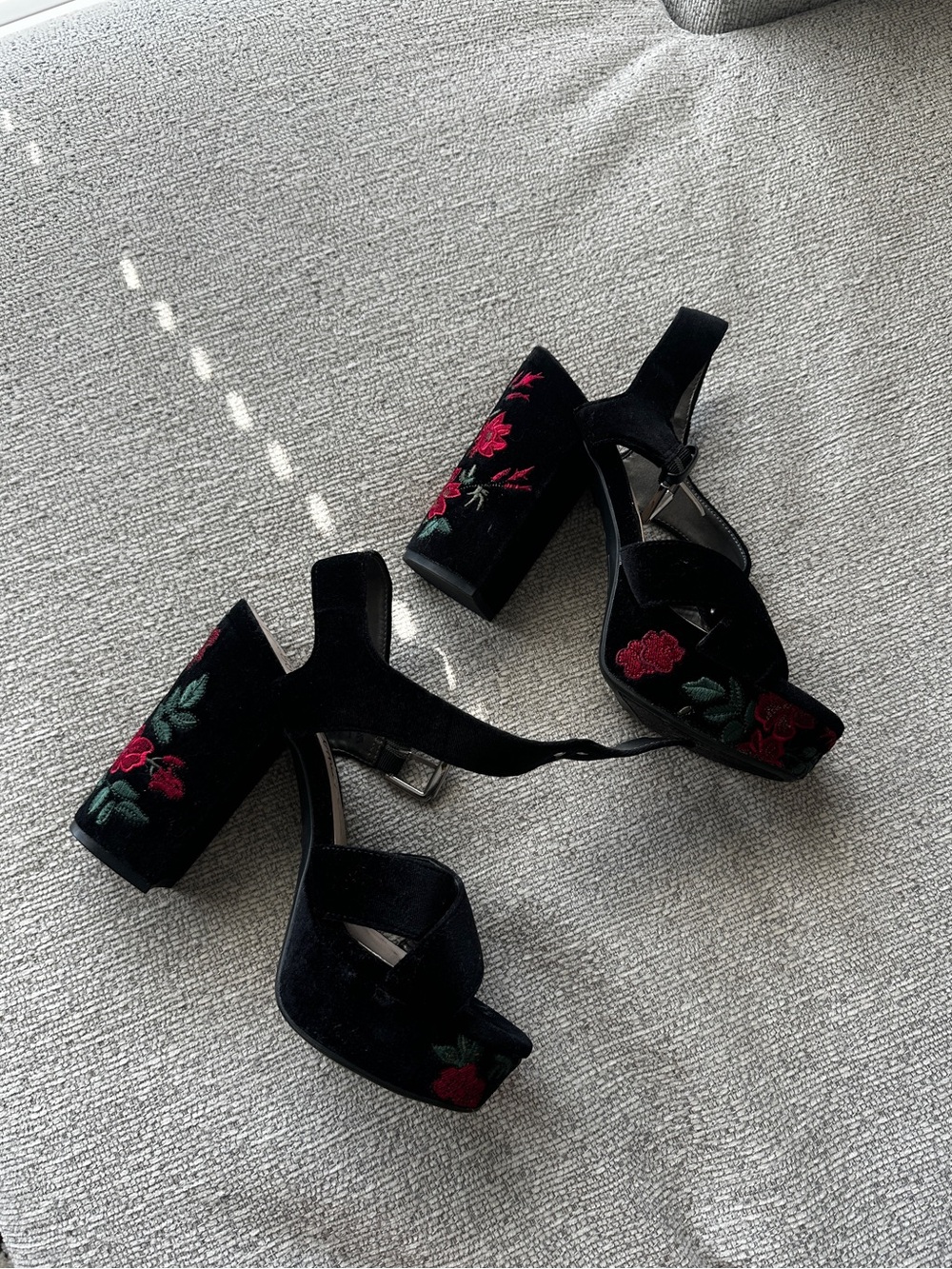 libby. edelman Black Velvet Platform Heels with Red Floral Embroidery